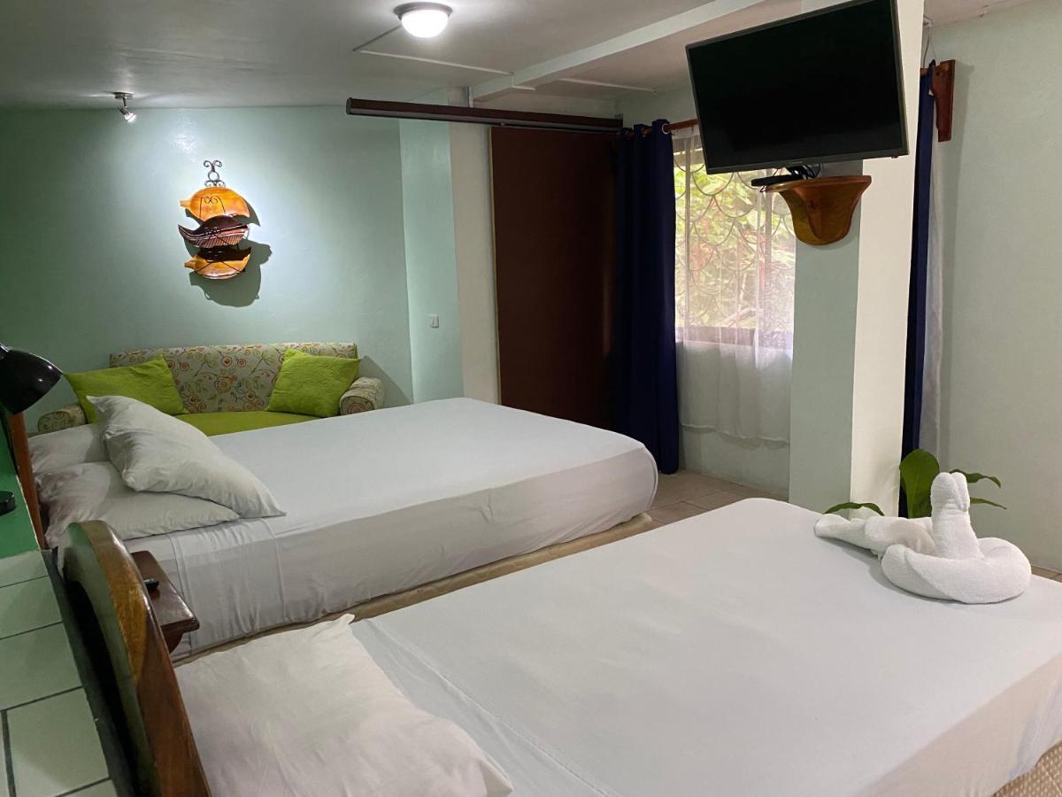 La Montanita Lodge Manuel Antonio Eksteriør billede