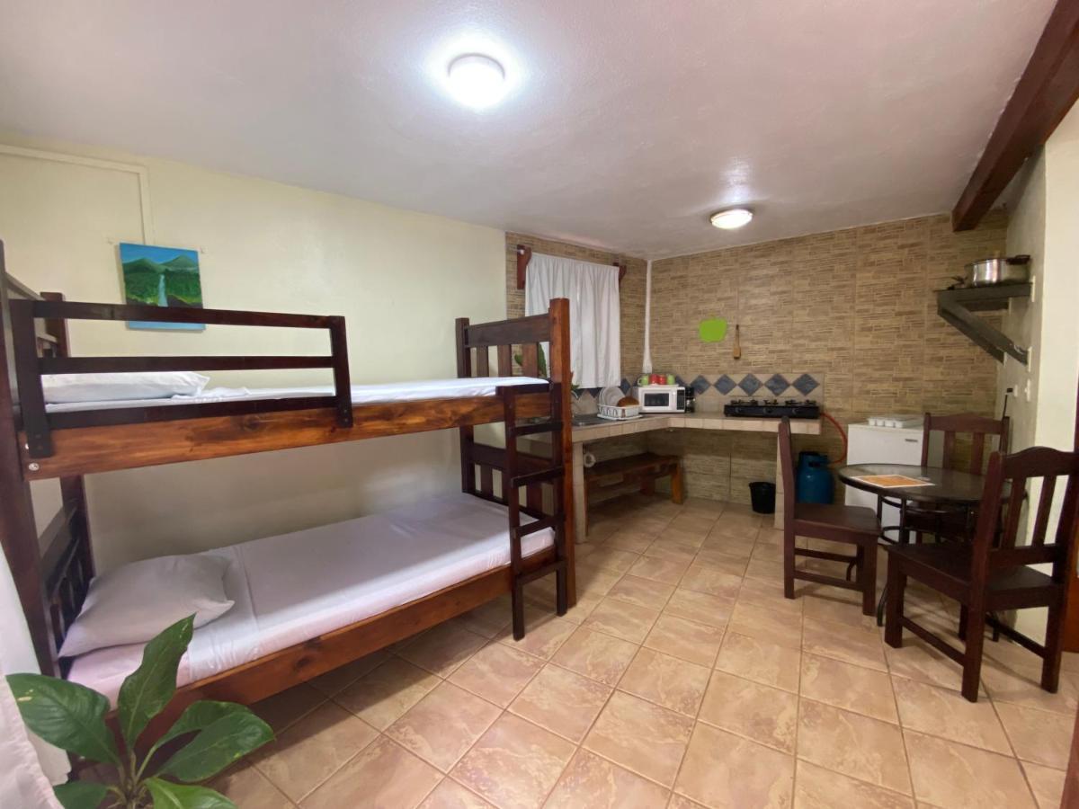 La Montanita Lodge Manuel Antonio Eksteriør billede