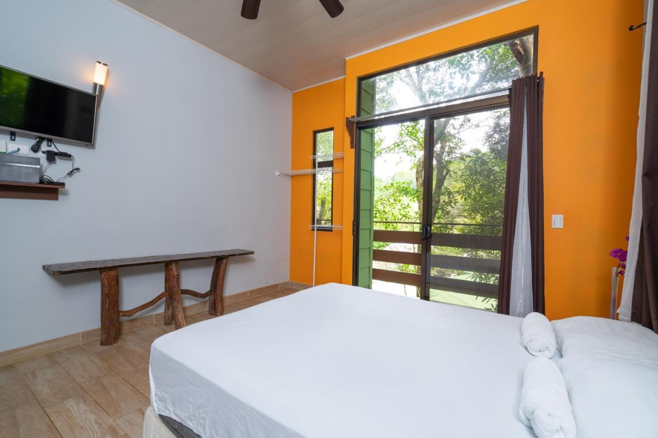 La Montanita Lodge Manuel Antonio Eksteriør billede